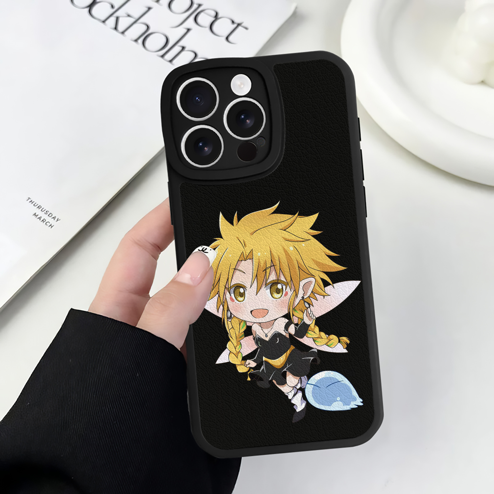 （画像用） 転スラ Regarding Reincarnated to Slime 【iPhone 16シリーズ対応】シリコンスマホケース（レザー調） 材質：シリコン
